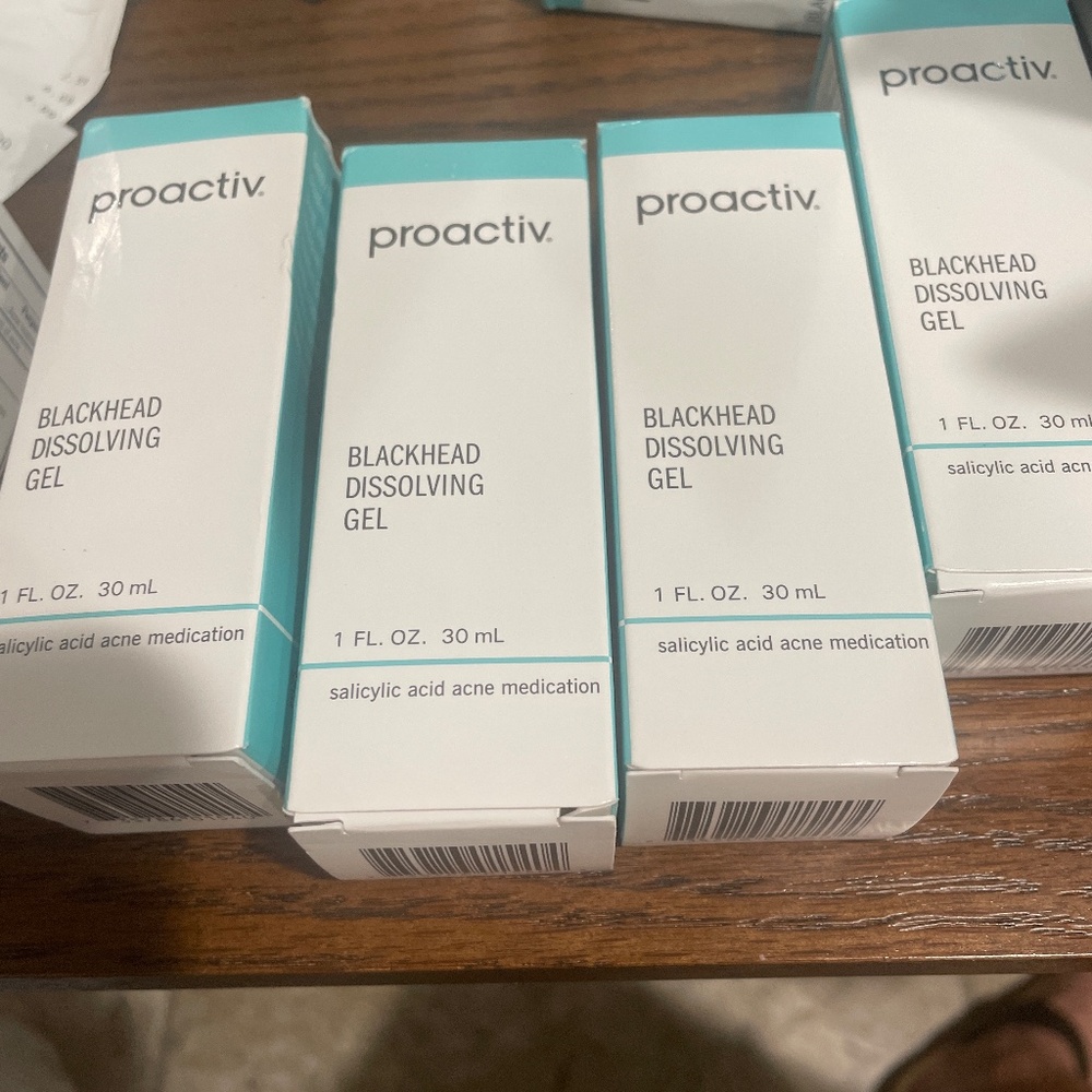 Proactiv blackhead dissolving gel 1 fl. Oz lot of 4!